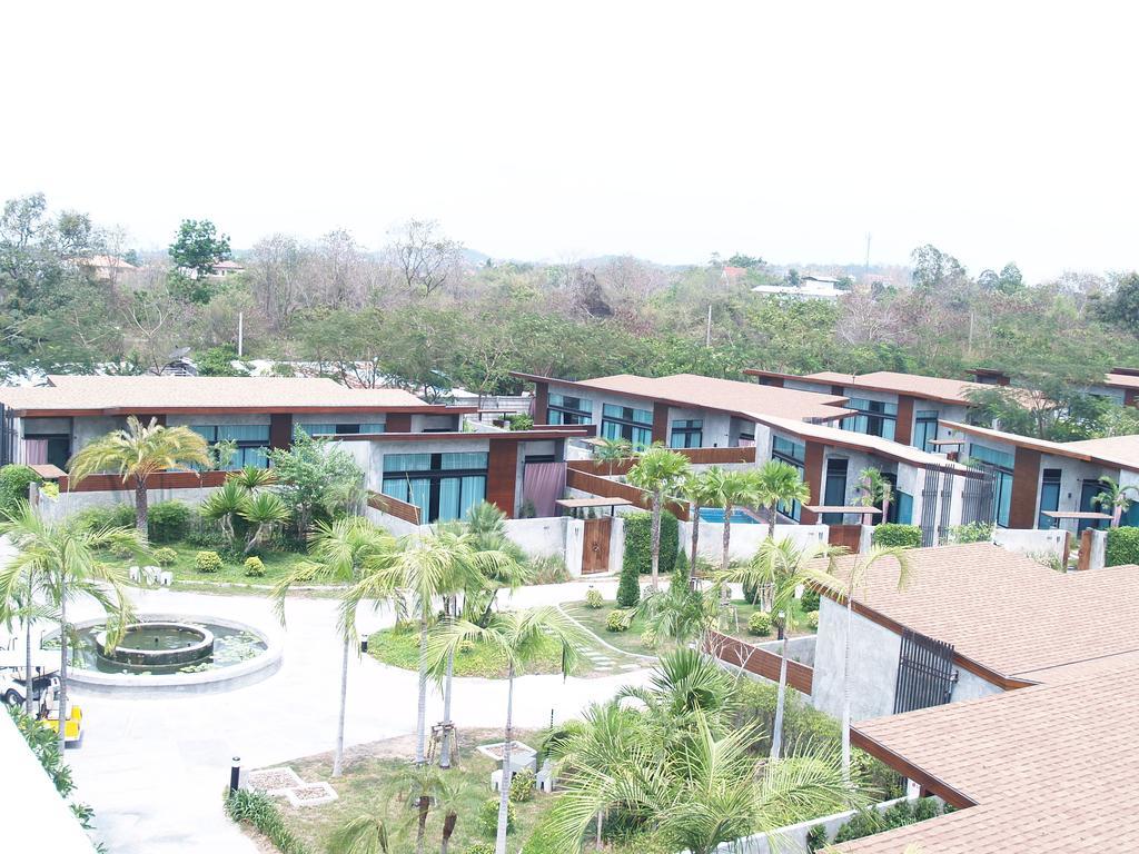 Sea Two Pool Villa Resort Pattaya Jomtien Beach Exterior photo